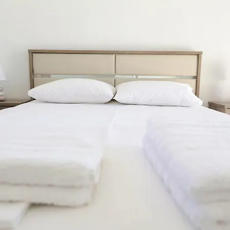 Aktea Seafront * Neos Marmaras